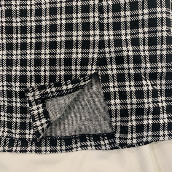 HM Plaid Skirt - Picture 2 of 3